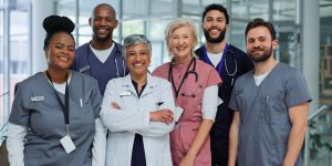 Soigner autrement : quand patients, professionnels de sante et citoyens preparent l’hopital de 2050