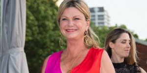 Jeane Manson : 10 jours en soins intensifs pour l’obstruction d’une artere