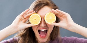 Une astuce pour rajeunir son visage avec du citron