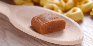 Volaille, legumes, poisson… 3 recettes de bouillons cubes maison