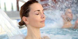 La crenotherapie pour soigner l-arthrose du genou