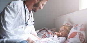 Plaques rouges chez l-enfant : reconnaitre la scarlatine