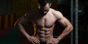 Elongation du muscle pectoral : les symptomes