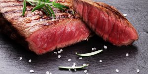 Maladie d’Alzheimer : manger de la viande aiderait a la prevenir