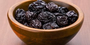 Constipation : les pruneaux trempes