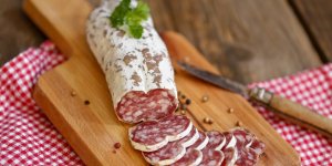Carrefour : des saucissons secs contamines a la salmonelle rappeles
