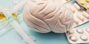 Cette tumeur cerebrale grave est-elle en lien avec le traitement hormonal a la menopause ? Les scientifiques repondent