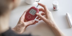 Quelles sont les normes de la glycemie a jeun et postprandiale chez un diabetique ?
