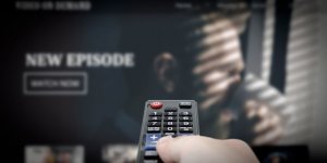 La television, dangereuse pour votre cerveau apres 40 ans