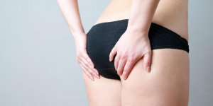 Furoncle fessier : comment le soigner ?
