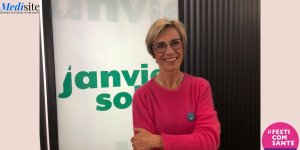 Alcoolisme : "Je me suis effondree ivre morte pendant une ceremonie, ca a ete le declic"