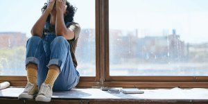 Un sommeil perturbe rend triste et plus anxieux