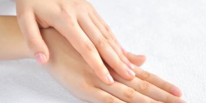 Quand les medicaments abiment vos ongles !