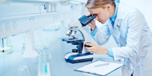 Maladie de Charcot : existe-t-il un traitement ?