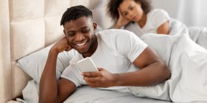Connaissez-vous le "phubbing" et ses risques ?