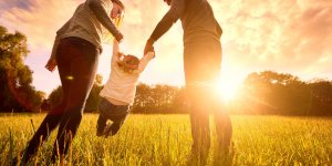 Adoption : qui peut adopter un enfant ?
