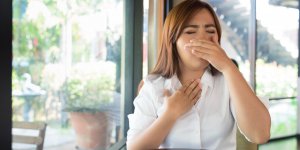 Comment calmer la toux avec de l-homeopathie