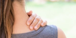 Nuque raide : comment y remedier ?