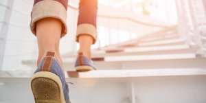 Monter les escaliers plus souvent, une astuce pour prolonger son esperance de vie