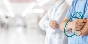 Epidemie de SARS-CoV-2 : ce qu’il se passe vraiment dans les hopitaux