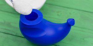 Elle meurt d-une infection du cerveau apres avoir utilise un pot Jala Neti avec de l-eau du robinet