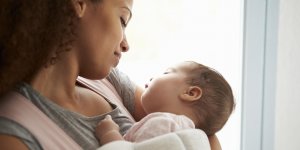 Avoir un enfant seule : comment faire ?
