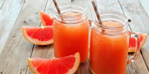 Jus de pamplemousse : la boisson a ne pas boire en meme temps que ses medicaments