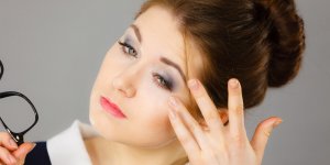 Œil douloureux : un symptome de fatigue visuelle ?