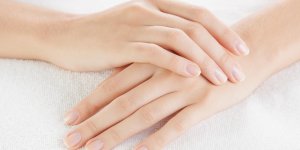 Ongles cassants : pourquoi ?