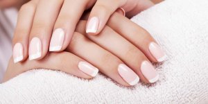 Ongles recourbes : le symptome meconnu d’un cancer du poumon 
