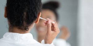 Que signifie la couleur de votre cerumen ?