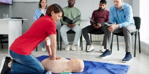 Pourquoi faut-il se former aux gestes de 1er secours apres 60 ans ? 