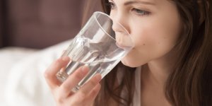 Langue noire : est-ce a cause de l-alcool ?