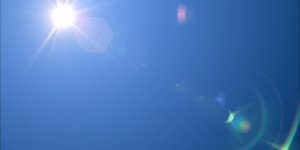 Pourquoi le soleil fait mal aux yeux ?