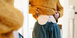 Vivre avec une poche de stomie : « Mon invalidite n’est pas toujours bien comprise »