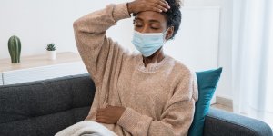 Covid-19 : les infections repetees favoriseraient les problemes de sante