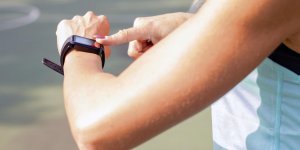 Sante connectee : une montre connectee pour compter ses pas