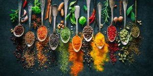 Ventre plat, digestion : 4 epices et herbes aromatiques a glisser plus souvent dans vos plats 