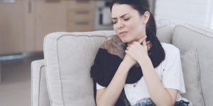 Infection pulmonaire avec fievre ou pneumonie : une difference ?