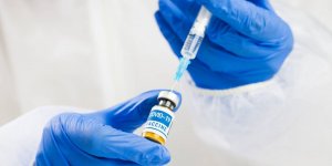 Covid-19 : que sait-on des 4 nouveaux vaccins attendus pour l’automne ? 