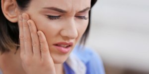 Abces dentaire : 5 solutions express pour calmer la douleur