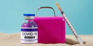 Vaccination Covid-19 : faut-il craindre des effets indesirables l-ete ?