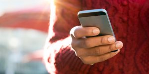 Smartphone et sante : attention a la tendinite du pouce