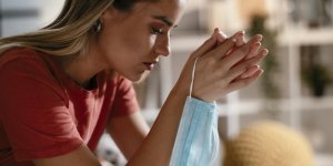 Covid-19 : les tests ne detectent pas systematiquement les blessures au cerveau