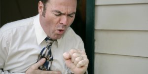 Toux grasse et fievre : attention a la pneumonie