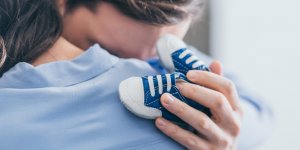 Deuil perinatal : EMDR, psychotherapie... Comment se reconstruire ?