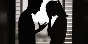 Les 4 facteurs predicateurs de divorce et leurs antidotes selon un psychologue 