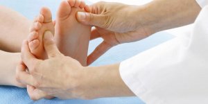 Oignon du pied : le traitement