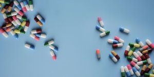 Anti-inflammatoire et anticoagulants : un risque hemorragique double 