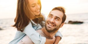 Couple : 4 cles pour vivre heureux a deux